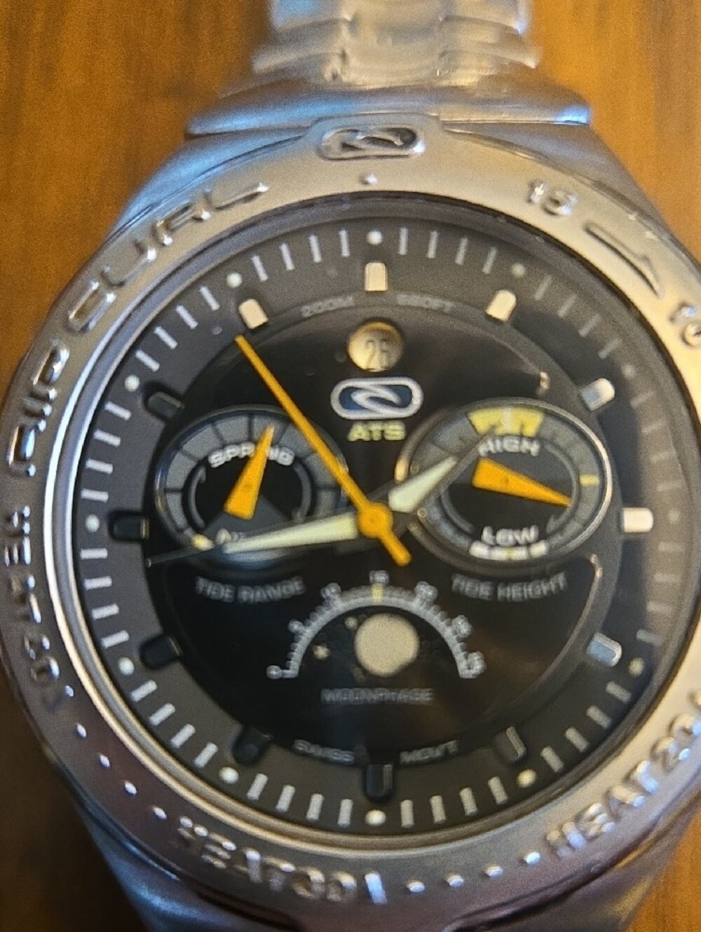 Vintage Rip Curl Tidewater Silver Stainless Steel Watch - Picture 2 of 4